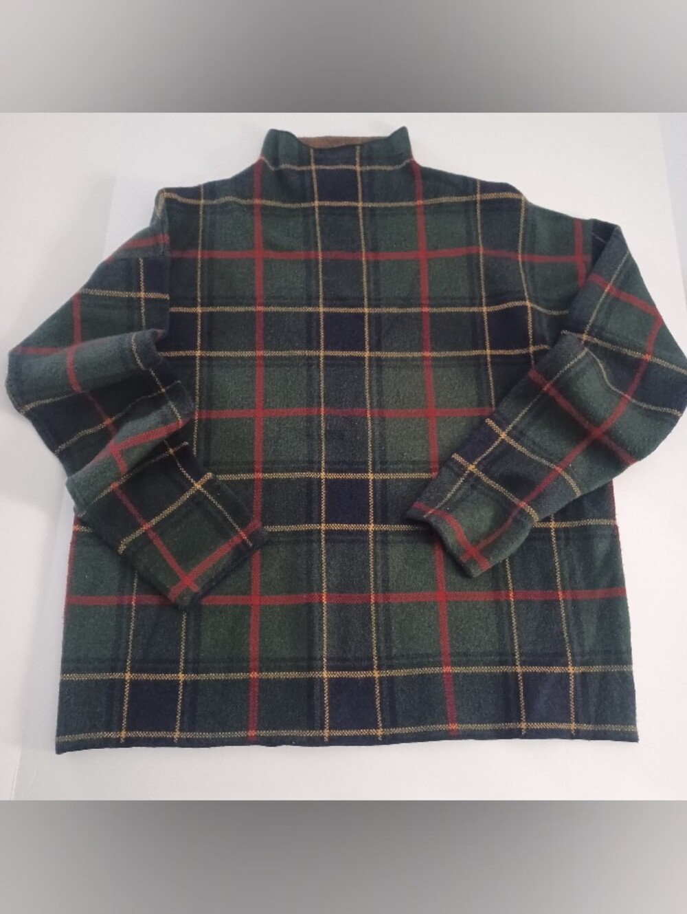 Tahari Tartan Plaid Sweater Sz M